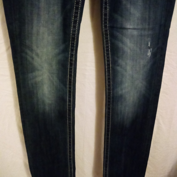 Miss Me Signature Rise Straight Leg Y2K Jeans - Picture 10 of 12